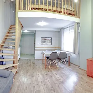  Apartment Amber