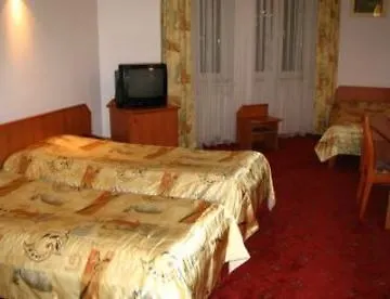 Hotel Justyna Krakow 4*,
